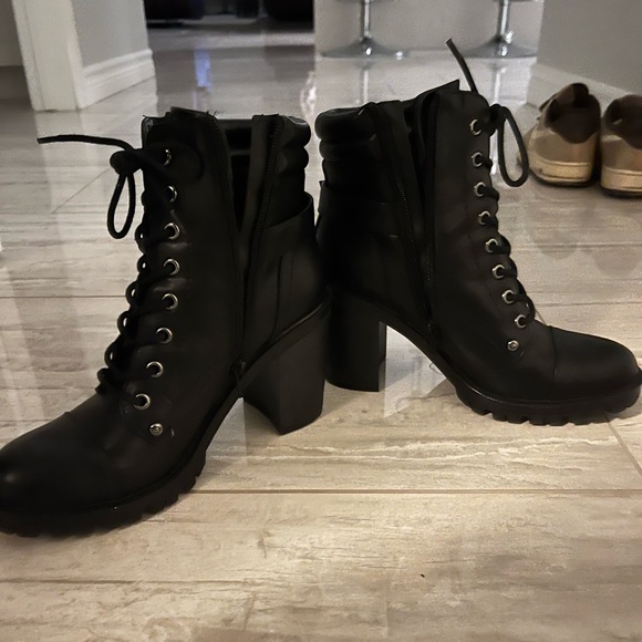 Guess heeled boots - Picture 5 of 9